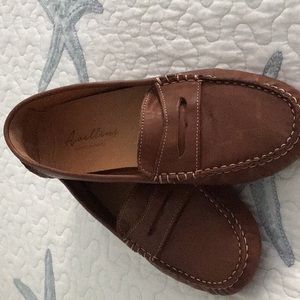 Driving mocassins, size 10